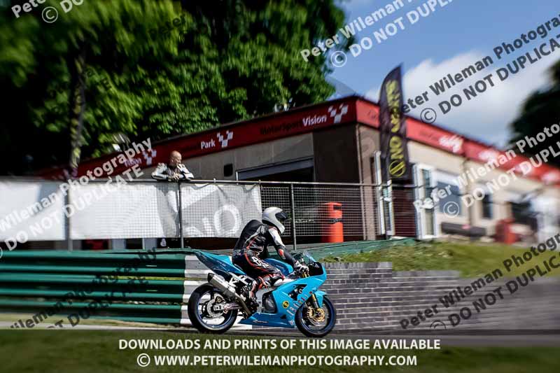 cadwell no limits trackday;cadwell park;cadwell park photographs;cadwell trackday photographs;enduro digital images;event digital images;eventdigitalimages;no limits trackdays;peter wileman photography;racing digital images;trackday digital images;trackday photos